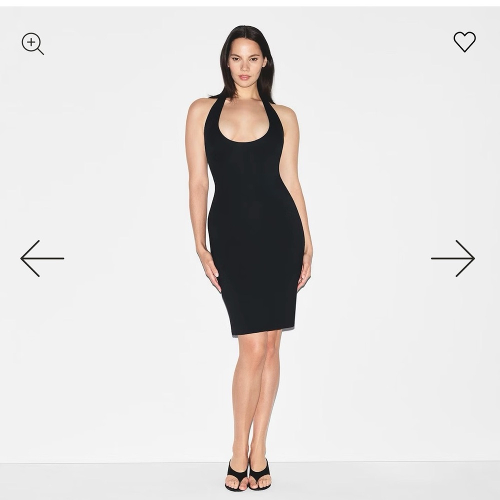 Smooth lounge midi Halter Dress